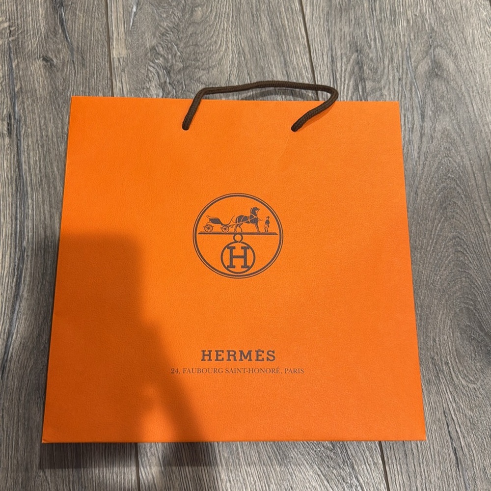 NEW • Hermes • Orange Shopping Bag 11.5” x 11.5” - Picture 2 of 3